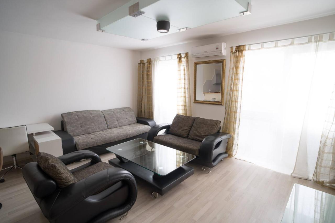 Apartment Vodni With Parking Брно Экстерьер фото