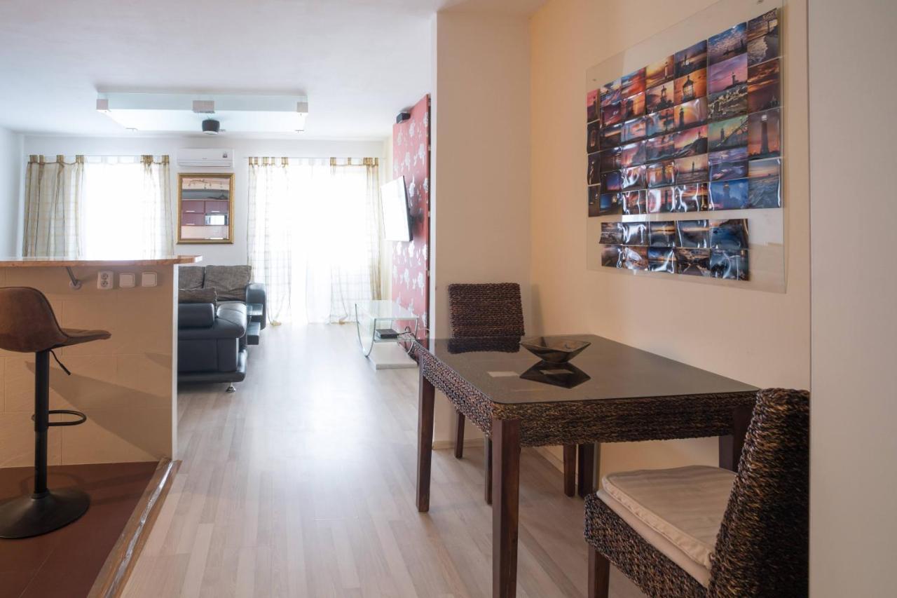 Apartment Vodni With Parking Брно Экстерьер фото